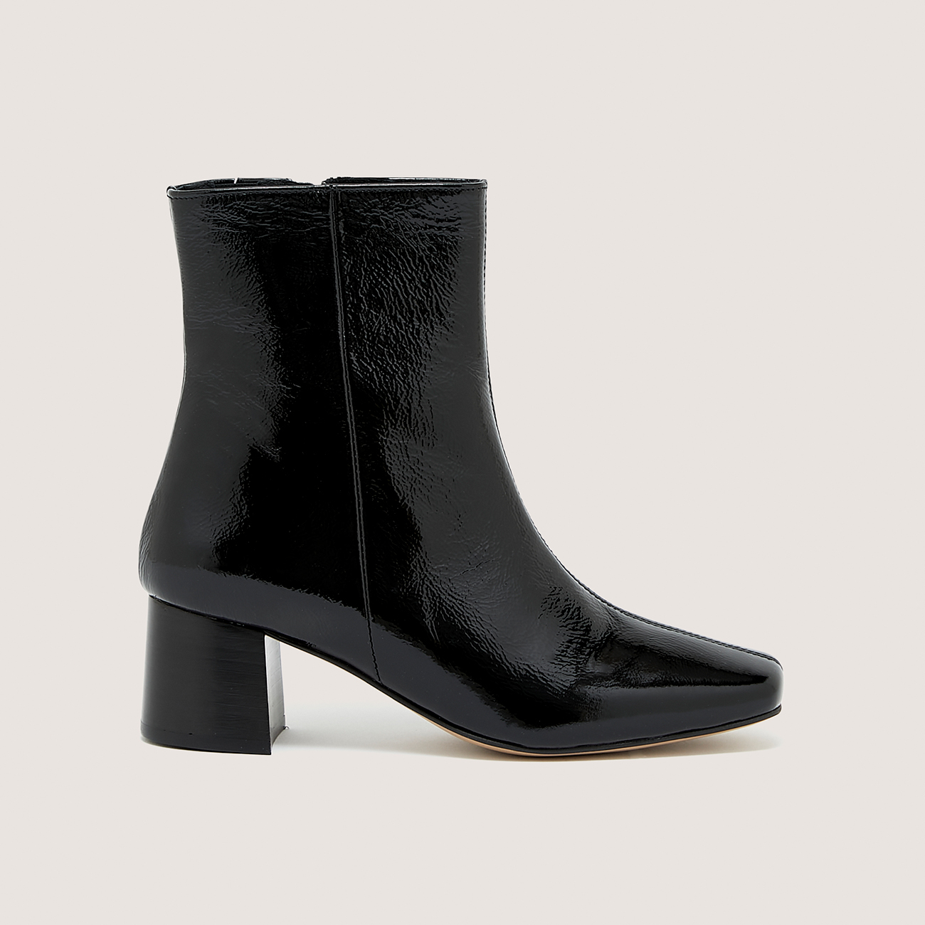 Cecile - Noir Vernis