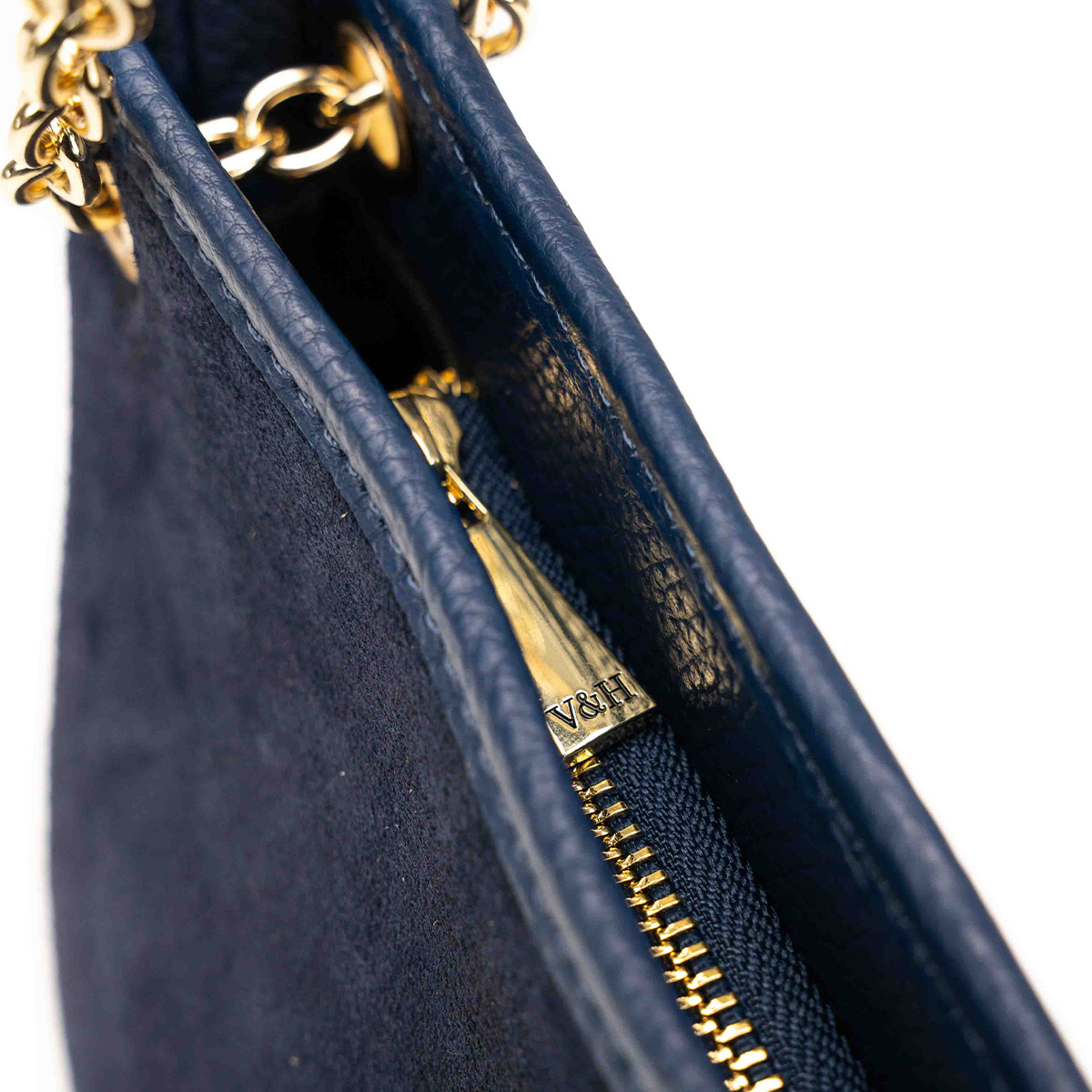 Mia – Image 29